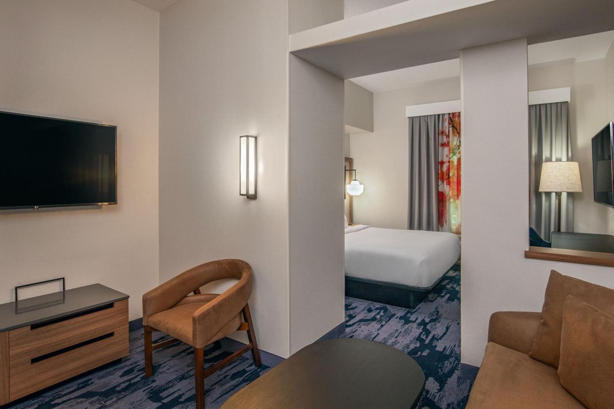 Fairfield Inn & Suites By Marriott Brunswick Freeport Buitenkant foto