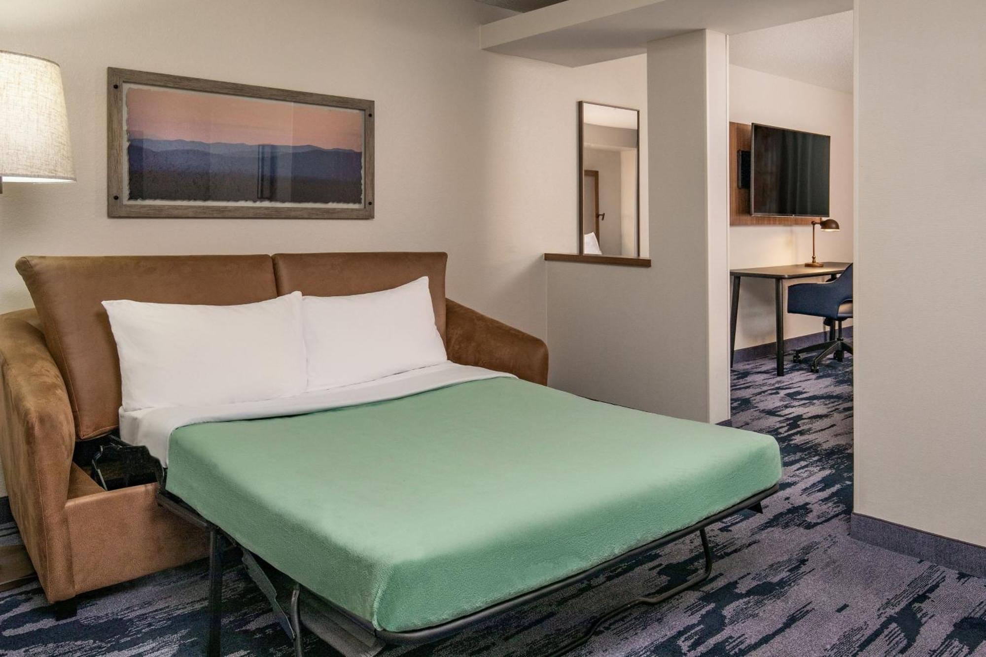 Fairfield Inn & Suites By Marriott Brunswick Freeport Buitenkant foto