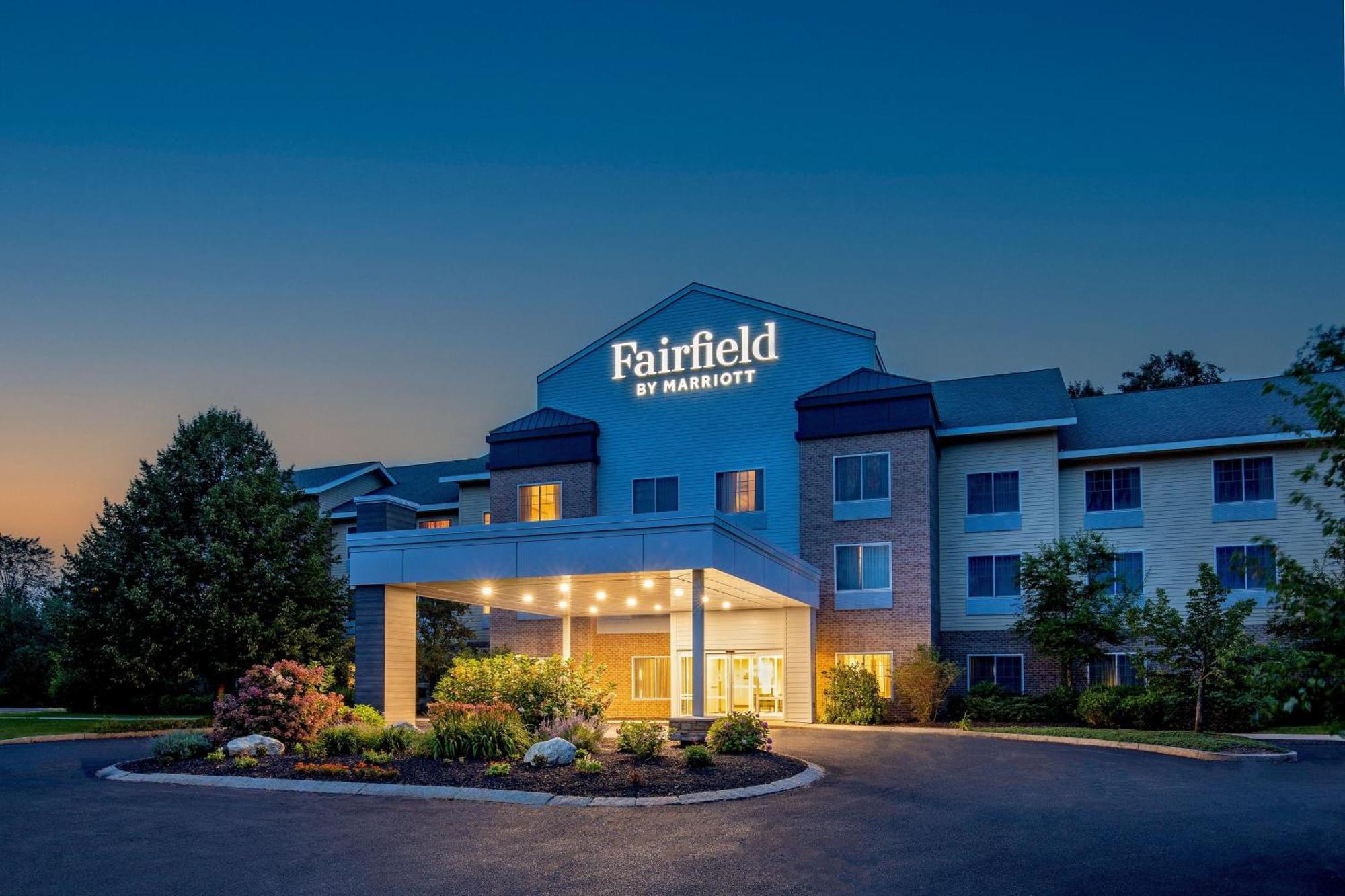 Fairfield Inn & Suites By Marriott Brunswick Freeport Buitenkant foto