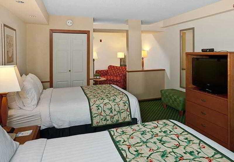 Fairfield Inn & Suites By Marriott Brunswick Freeport Kamer foto