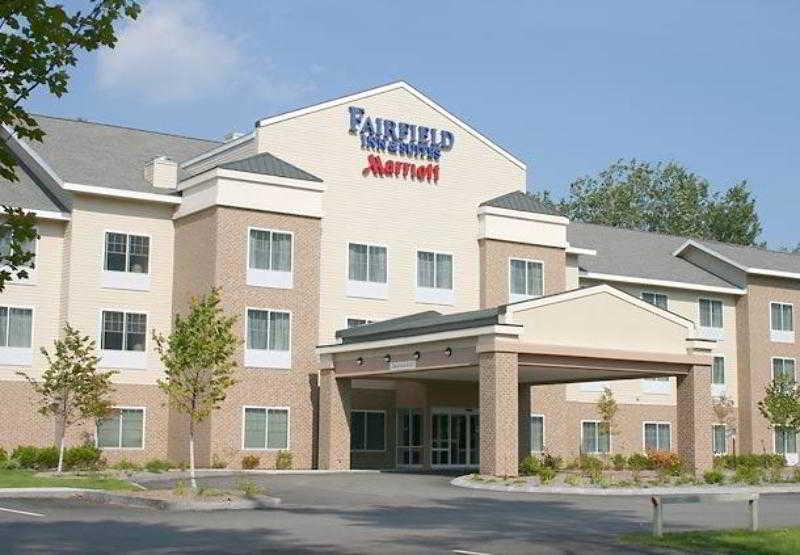Fairfield Inn & Suites By Marriott Brunswick Freeport Buitenkant foto