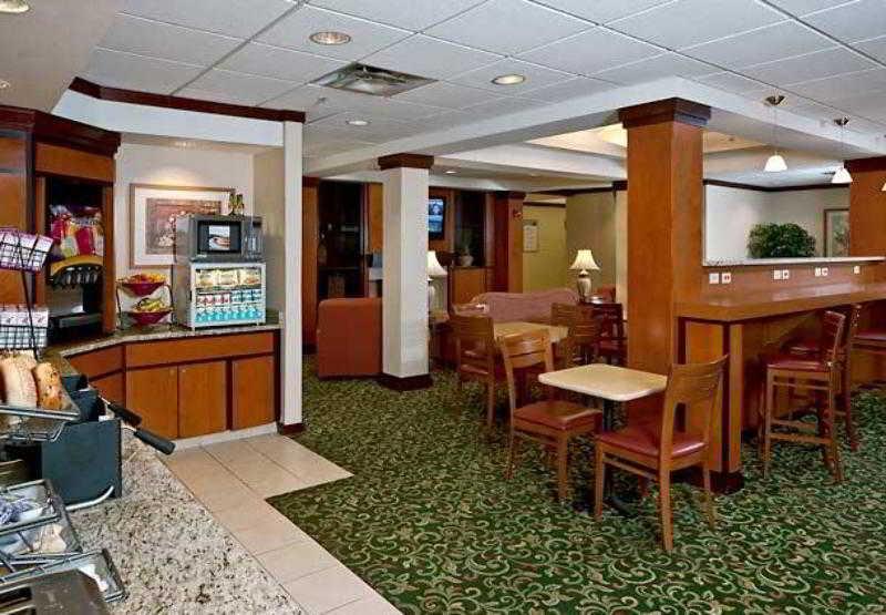 Fairfield Inn & Suites By Marriott Brunswick Freeport Buitenkant foto