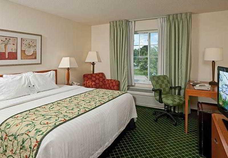 Fairfield Inn & Suites By Marriott Brunswick Freeport Kamer foto