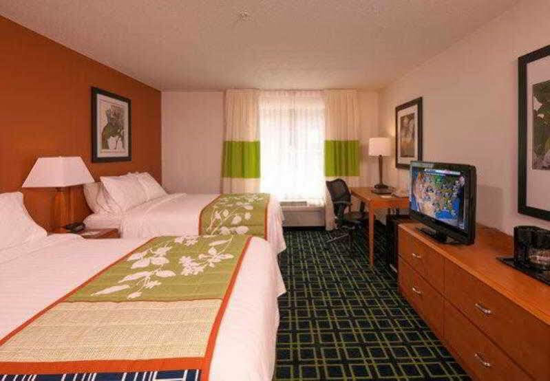 Fairfield Inn & Suites By Marriott Brunswick Freeport Buitenkant foto